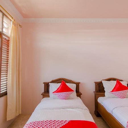 OYO 2858 Vafa Residence Cianjur Esterno foto