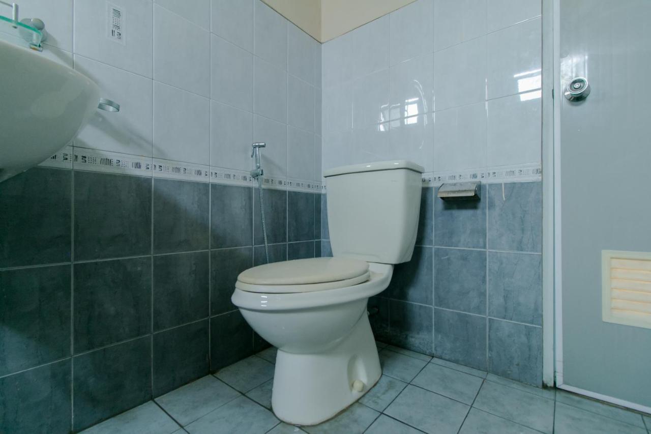 OYO 2858 Vafa Residence Cianjur Esterno foto