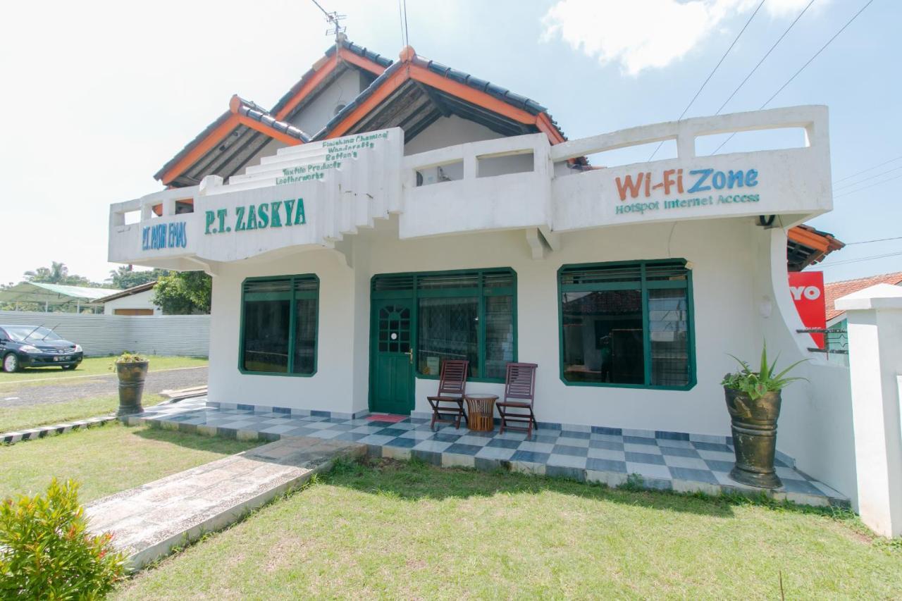 OYO 2858 Vafa Residence Cianjur Esterno foto